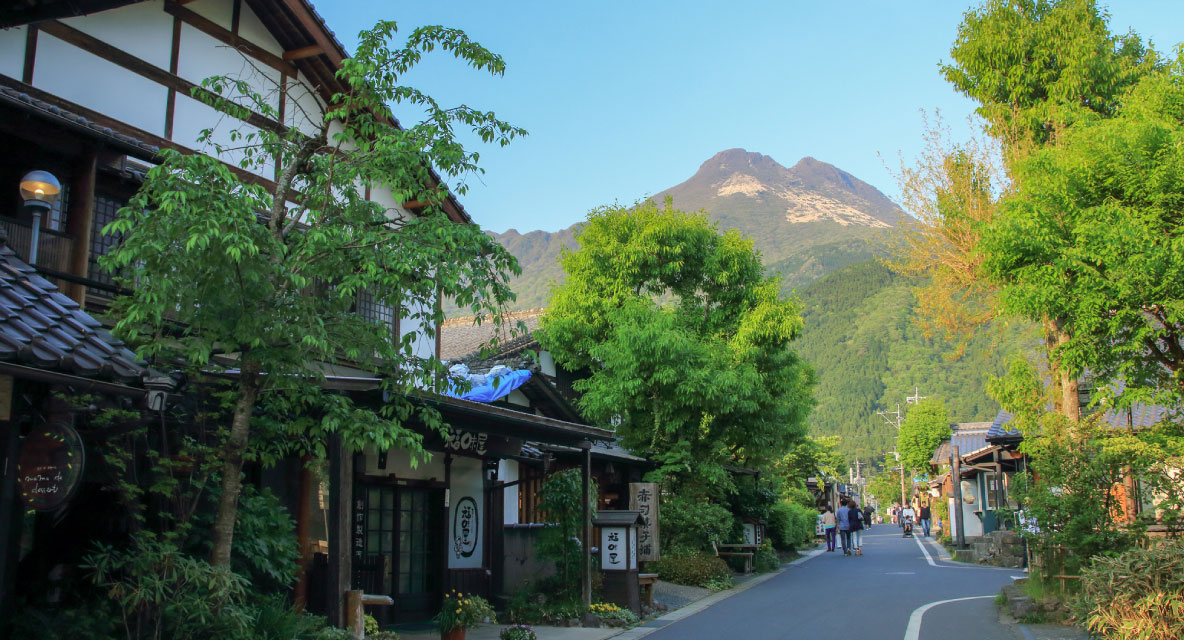 湯の坪街道